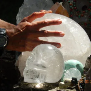 Le Reiki des 13 Crânes de Cristal